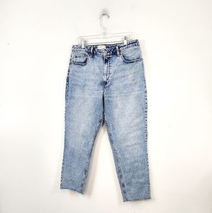 Abercrombie & Fitch Curve Love The Mom high rise jeans